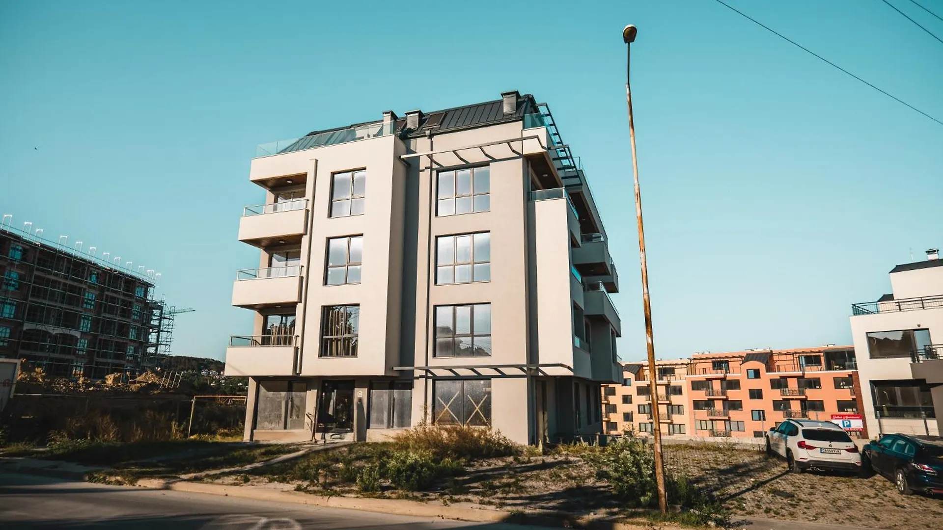 Galina Apartment Cozy Suite With Free Parking ヴァルナ